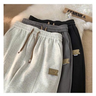 Quần Ống Bom Unisex  Quần Jogger Thể Thao Nam Nữ Vải Nỉ Bông  Hotrend Phong Cách Hàn Quốc
