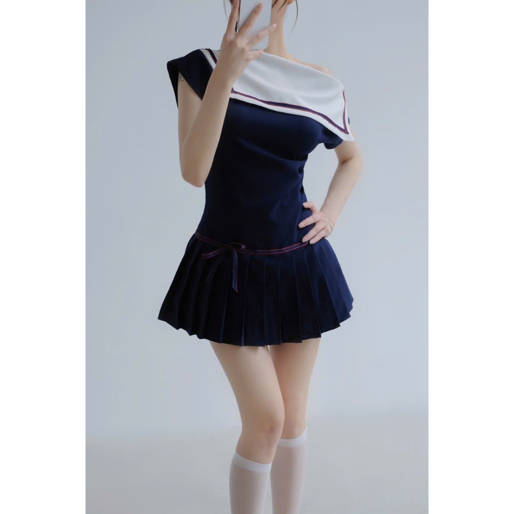 Đầm trễ vai dập ly Lilina dress thiết kế Aguja