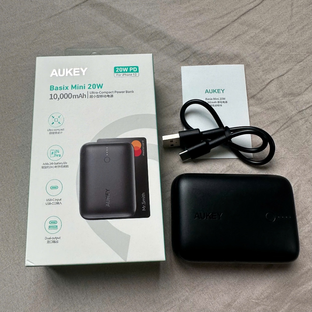 ( Thanh Lý ) Pin dự phòng siêu nhỏ Aukey N83S 20W 10000mah