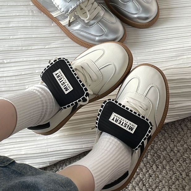 Giày thể thao 2 sọc siêu nhẹ thoáng khí Mistery phong cách Hàn Quốc MIS 1774 GTT8 Bellestudio