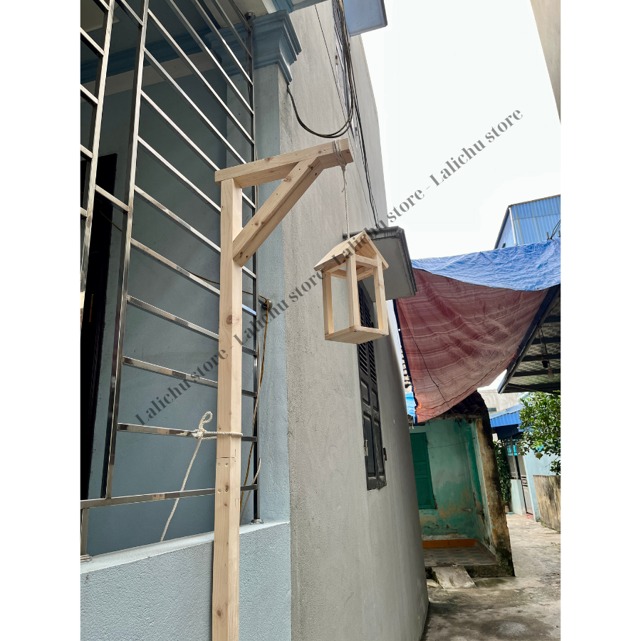 Trụ đèn gỗ treo đèn lồng decor, trụ đèn decor quán cà phê