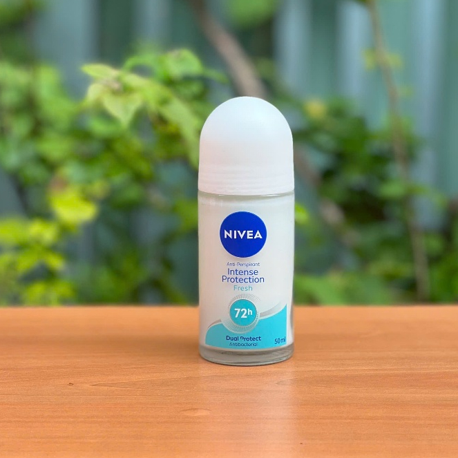Lăn khử mùi NIVEA for Women Deodorant Roll On Intense Protection Fresh 50ml