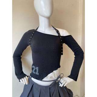  MAMAVIRUS Áo Trễ Vai Phối Dây Cổ ౨ৎ EYELET STRAPS TOP 