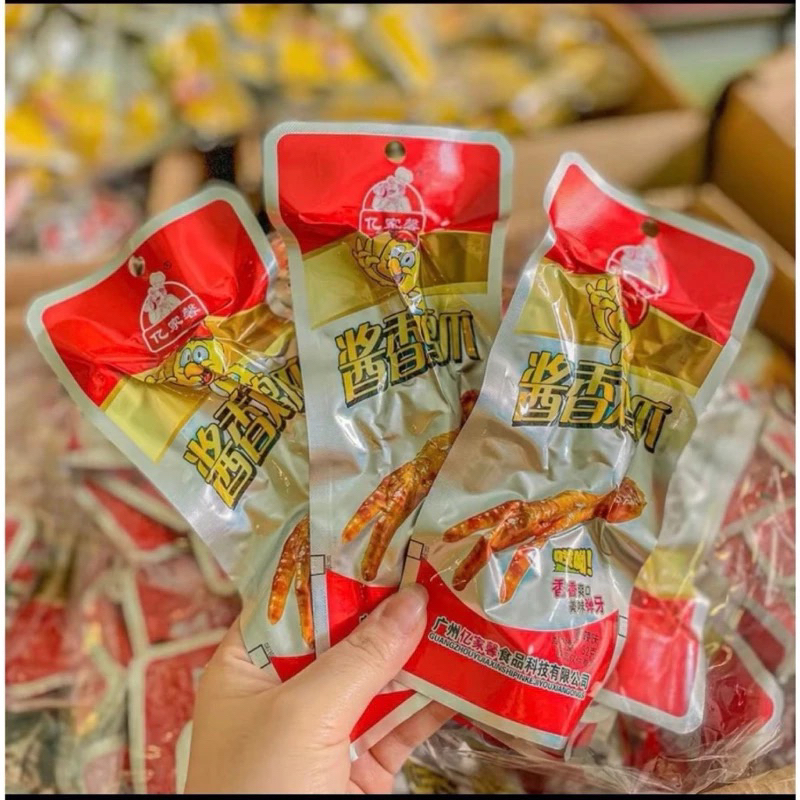 1 Bịch 30 Chiếc Chân Gà Cay Tứ Xuyên