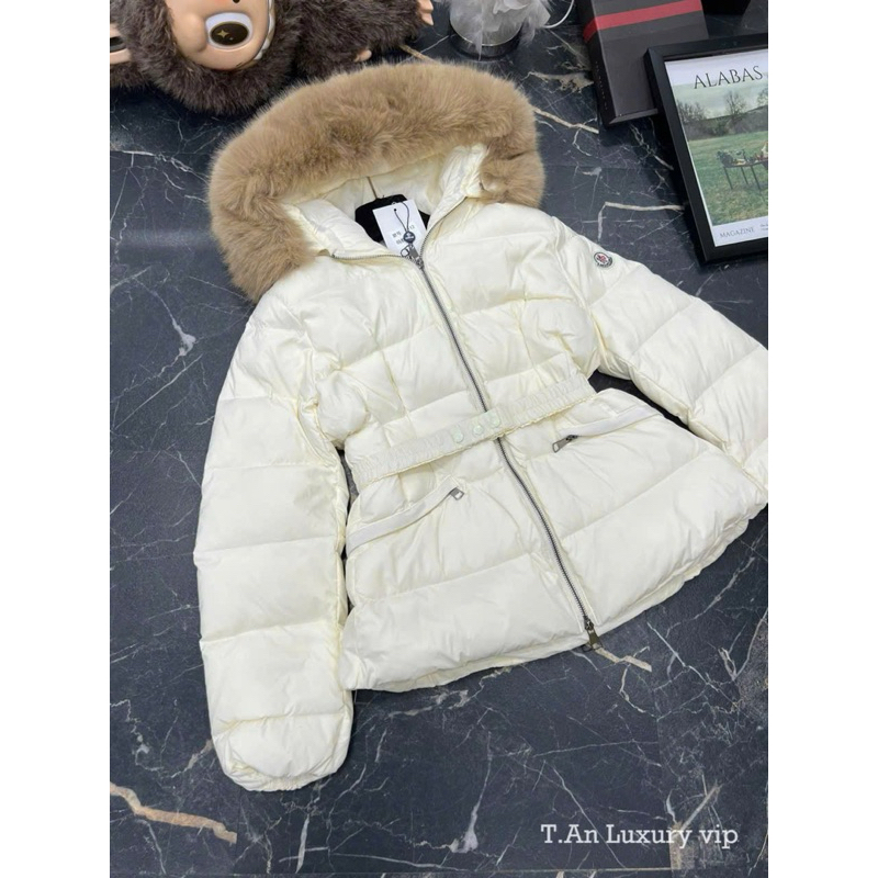 Áo phao lông vũ Moncler ( ib trước khi đặt )