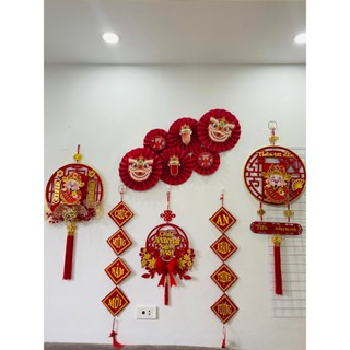 Combo Tết Bình An: Set 6 quạt Đầu Lân + Dải Treo Phúc Lộc Thọ + Thần Tài Lắc Lư + Liễn Treo Tròn