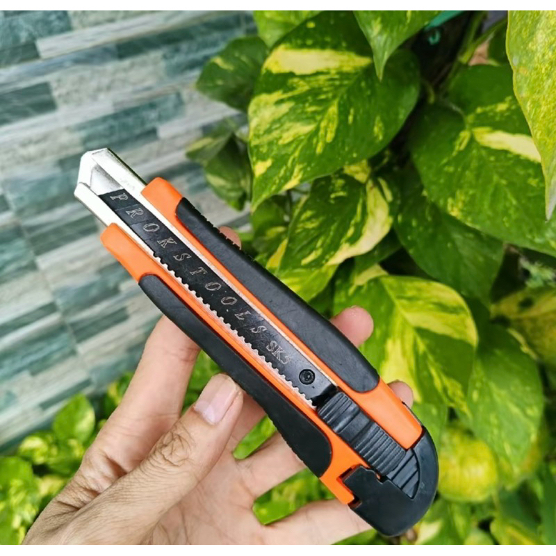 Dao rọc giấy thép SK5