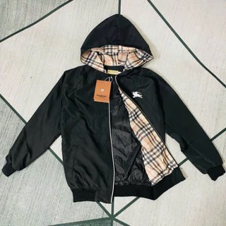 Áo khoác Gió NGỰA nam nữ   Bur  be  rry   gió 2 lớp  from rộng  Hottrend 2024