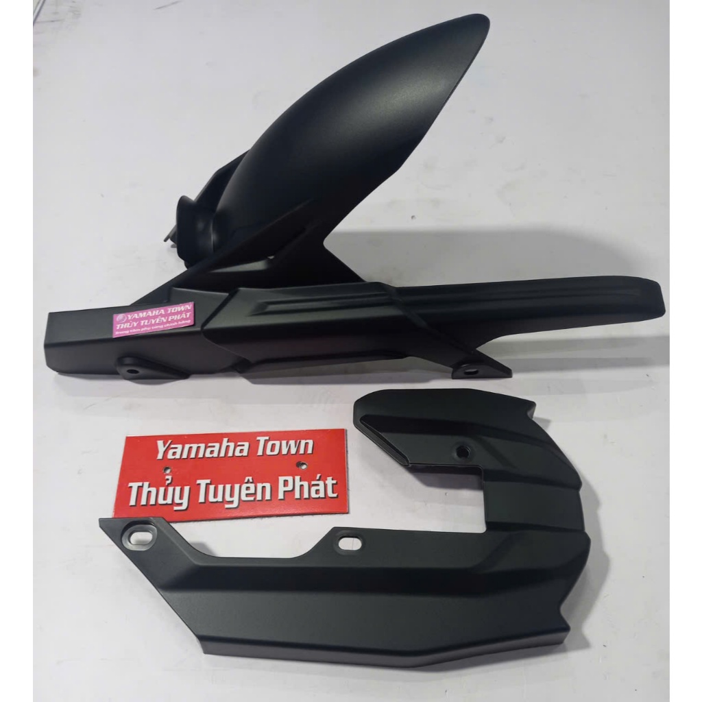 Chắn bùn trên bánh sau + hộp xích dưới Zin Exciter 135 2011-2014 zin chính hãng yamaha
