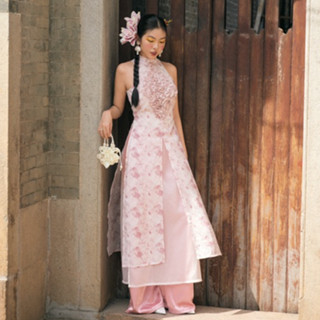  ÁO DÀI KIỀU kèm quần cộc tay form ôm bèo lớn trước ngực INTO.EIGHT thiết kế 