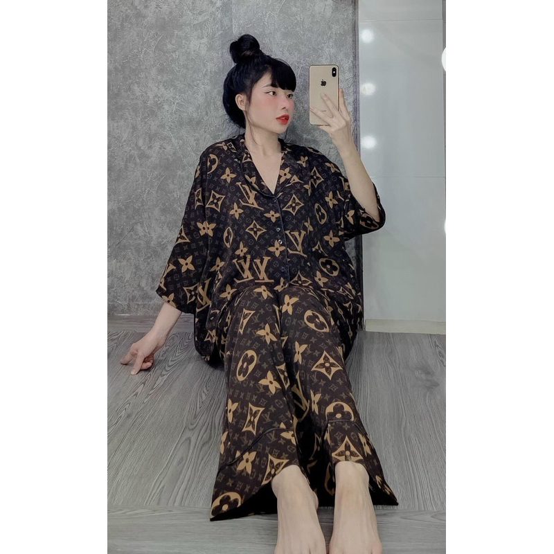 MANGO - GẤM XƯỚC -  SATIN TAY NGẮN QUẦN DÀI_(MANGO)
