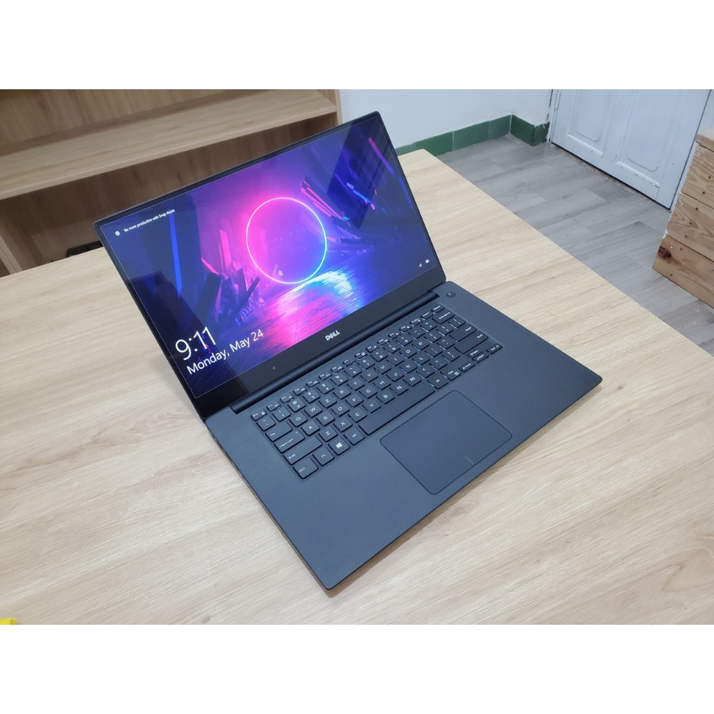 DELL PRECISION 5520 XEON E3-1505M RAM 32G SSD 512G 15.6INCH FHD IPS VGA 4GB