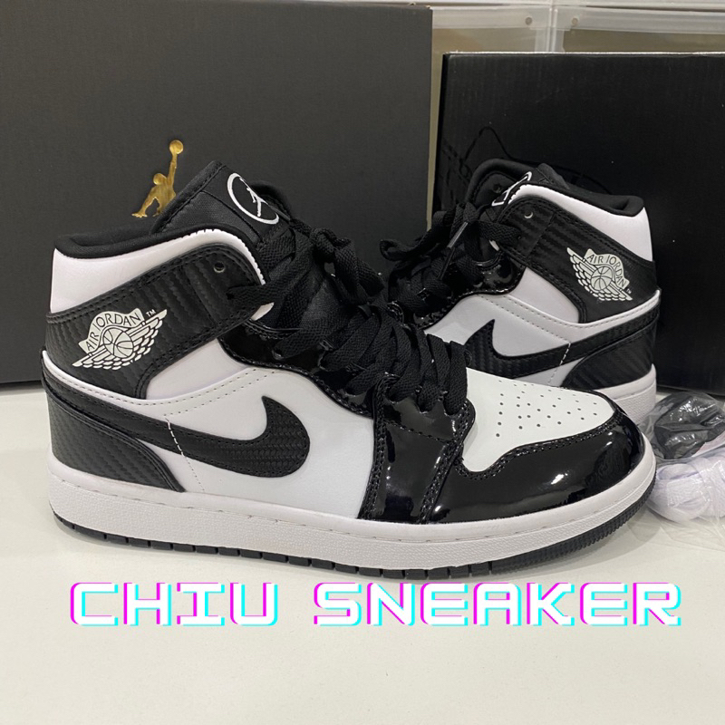 Giày thể thao nam nữ Jordan 1 mid all star carbon fiber phiên bản cao cấp giày Sneaker nam nữ Jordan đen trắng cổ cao