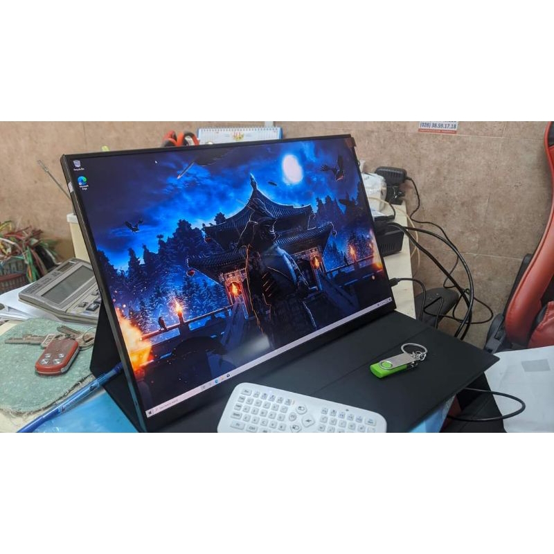 Màn di động 16"-18" chuẩn màu Đồ họa  2k5 tỷ lệ 16:10 500nit srgb 100% | BigBuy360 - bigbuy360.vn