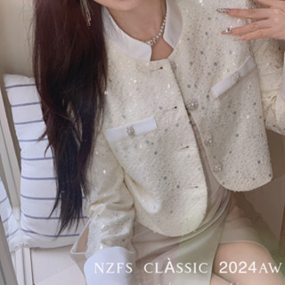 Áo Khoác Dạ Tweed Tiểu Thư Dáng Ngắn Phối Cổ Và Tay Chất Dạ Kim Tuyến Cao Cấp Phong Cách Trẻ Trung