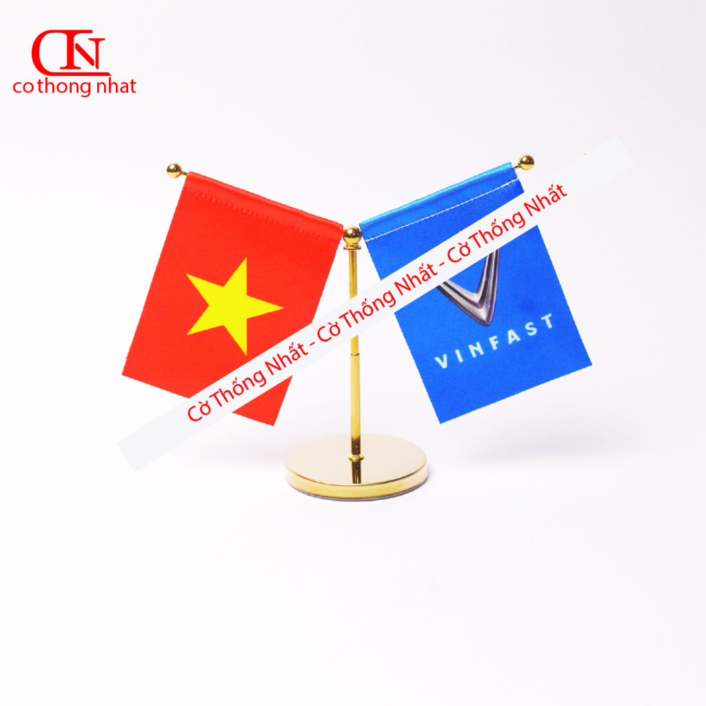 Bộ cờ để taplo xe oto Loại cắm 2 cờ Việt Nam và cờ Logo Vinfast Xanh