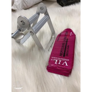 DỤNG CỤ NẶN LẤY TUÝP MÀU NHUỘM TÓC