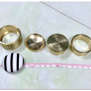 Khuôn dùng làm nút bọc vải