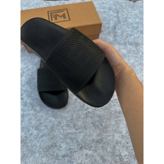  Dép quai ngang nam nữ thời trang hàng thương hiệu AUTHENTIC Mooner logo chữ chìm chéo  sóng bền bỉ thời trang cá tính 