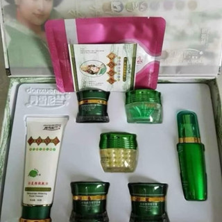 Bộ kem HOÀNG CUNG XANH DANXUENILAN Xuất xứ HONGKONG 7 món dành cho da nám chai lì,mụn