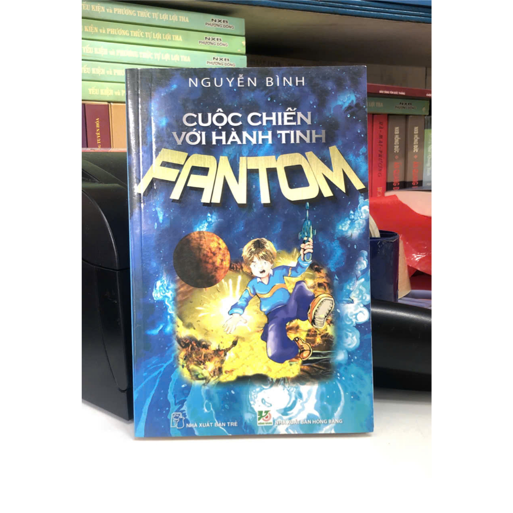 Sách - Cuộc Chiến Với Hành Tinh Fantom