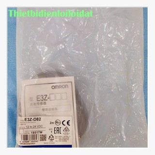 Cảm biến quang omron E3Z-D82