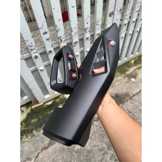 Ốp Che Pô Và Đích Pô Winner X V2 V3 Kiểu Malay Kèm ốc Salaya Và lông đền nhôm đỏ