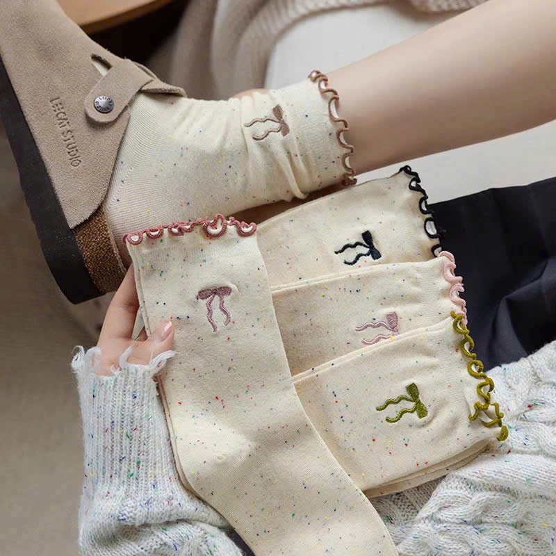 Set 5 đôi tất nữ cổ bèo nhún thêu nơ xinh xắn, combo 5 đôi tất vớ nữ chấm bi thêu nơ mềm mại nữ tính