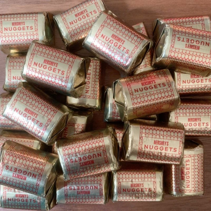 CÂN LẺ 300G  CHOCOLATE ĐEN HẠNH NHÂN HERSHEY’S