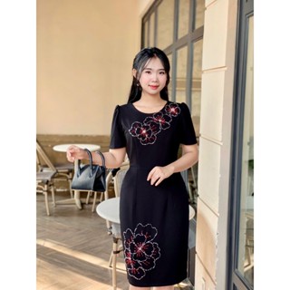 Đầm Thun Nữ Đính Đá Sang Trọng Thythao, Cổ Tròn Thiết Kế Sang Trọng