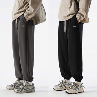 Quần jogger chất vải nỉ cotton Dày dặn - Không xù, quần thể thao logo chữ thêu ống rộng dáng suông Unisex
