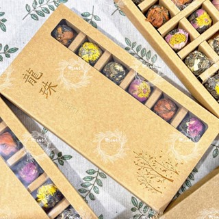 Trà Phổ Nhĩ Hoa Hộp Quà 18 Viên Kèm Túi Xách Siêu Xịn Sò (Trà Phổ Nhĩ Nở Hoa - Trà Pu'er Vân Nam - Trà Kim Qua Cống)