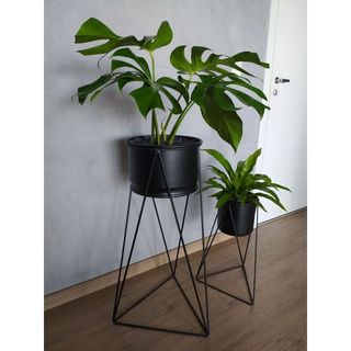 Kệ đỡ chậu hoa đơn sắt đặc phi 6mm