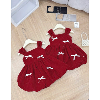 Váy nhung đính nơ điệu đà cho bé gái. Váy noen cho bé. Váy tết cho bé