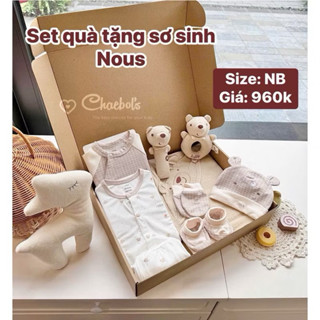 Hộp quà tặng đầy tháng size nhiều size khác nhau cho bé NOUS và hãng khác