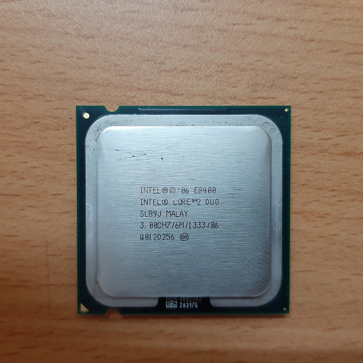 Bộ vi xử lý CPU Intel Core2 Duo E8400 socket 775 (6M bộ nhớ đệm, 3,00 GHz, 1333 MHz FSB)