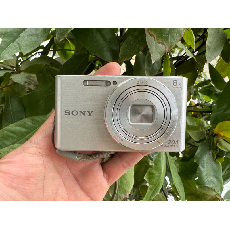 Máy ảnh kỹ thuật số compact - Sony DSC W830 - TẶNG PIN SẠC THẺ