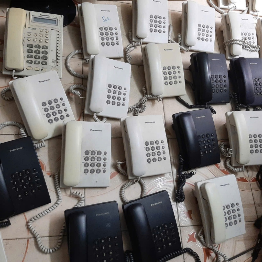 Điện thoại bàn PANASONIC analog cũ còn dùng tốt