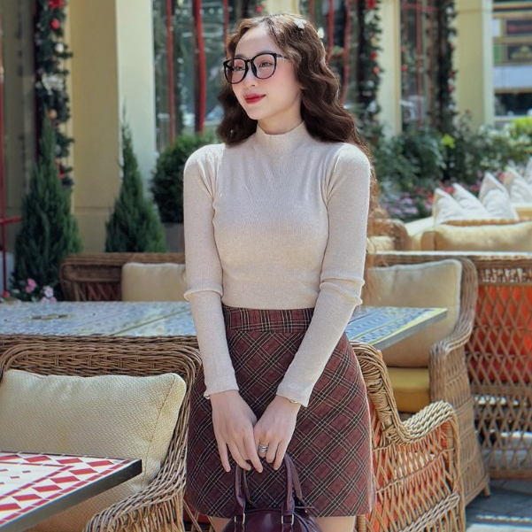 Áo Len Tăm Usagi Dài Tay Cổ Thấp Giữ Nhiệt Thu Đông, Chất Len Mịn Dễ Phối Đồ Glamchic | BigBuy360 - bigbuy360.vn