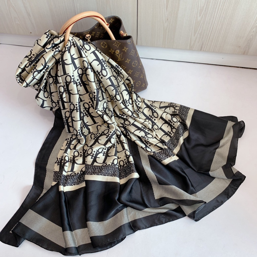 Khăn Quàng Cổ LuxedLid - Khăn Quàng Bản To Thiết Kế Chữ Dior Sang Trọng