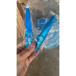 Kèn Kazoo nhiều màu