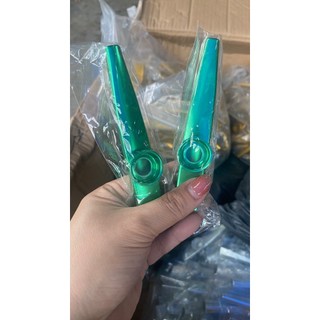 Kèn Kazoo nhiều màu