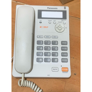 Máy điện thoại bàn Panasonic KX-TS600