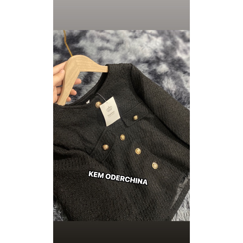 【Sẵn S-XL-Giao Luôn】Áo Dạ Tweed Màu Đen, Cổ Tròn, Cúc vàng Chất Dạ Tweed Dày Dặn Chuẩn Loại Đẹp QC Cao Cấp | BigBuy360 - bigbuy360.vn