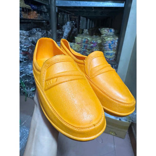 Giày Lao Động Màu Vàng Chống Nước , Chống Trượt , Đi Mưa 38-44