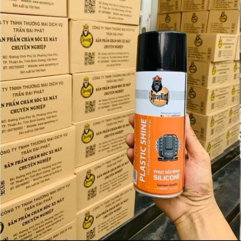 Chai dưỡng nhựa nhám SPRAYKING 400ML cao cấp chuyên dùng