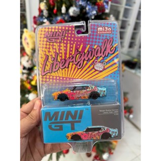 Xe Mô Hình Nissan Skyline Kenmeri Libety Walk LBWK KUMA RHD 1:64 MiniGT ( Xanh )