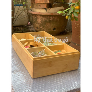 Hộp gỗ đựng bánh kẹo gỗ tre tiện dụng an toàn cho gia đình bạn