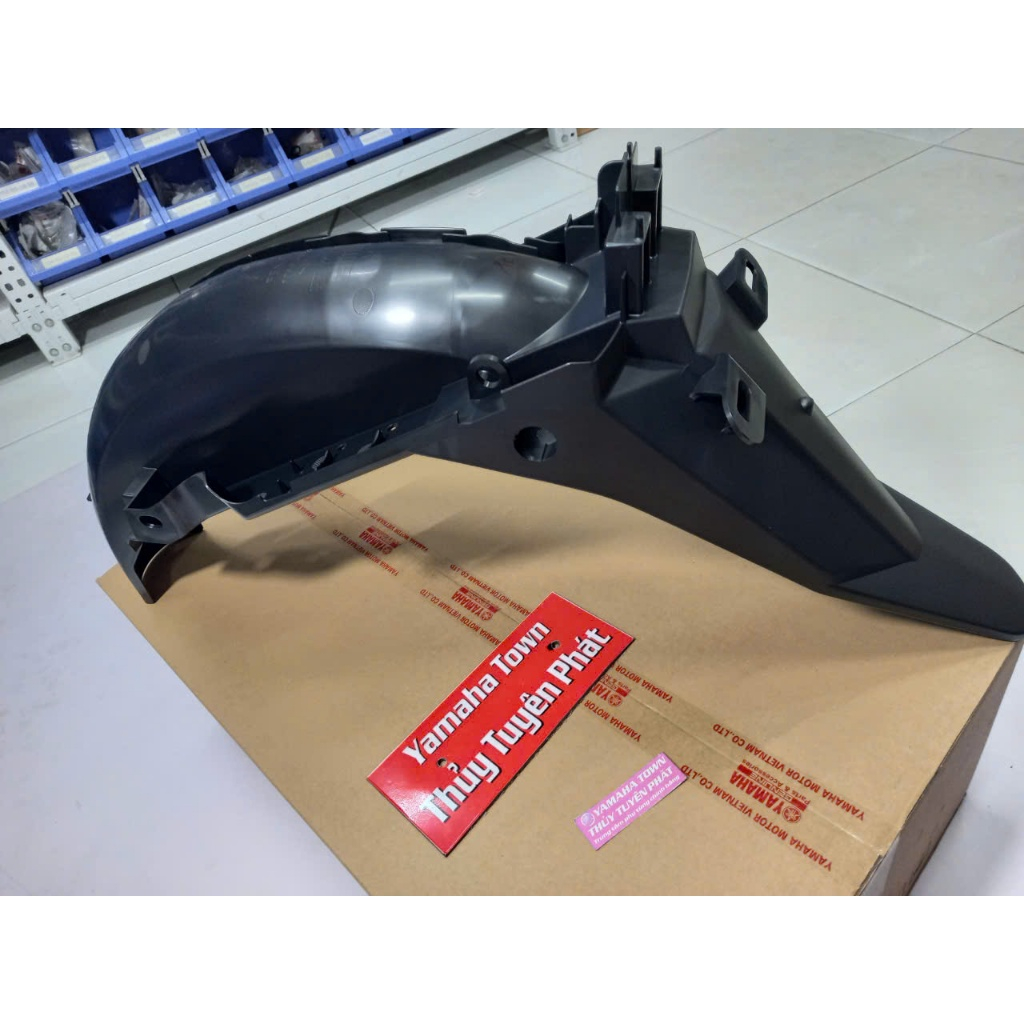 Dè bắt biển số- Dè chắn bùn sau zin Sirius chính hãng