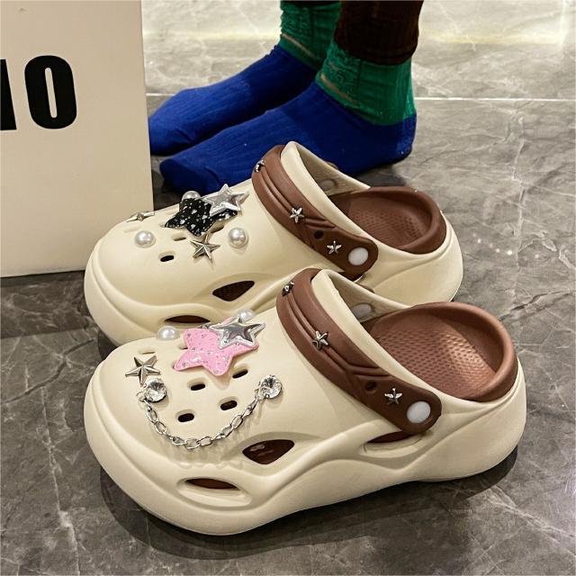 Dép sục, Cross nữ đế cao 5cm tôn dáng tăng chiều cao , gắn sticker xinh xinh 2087